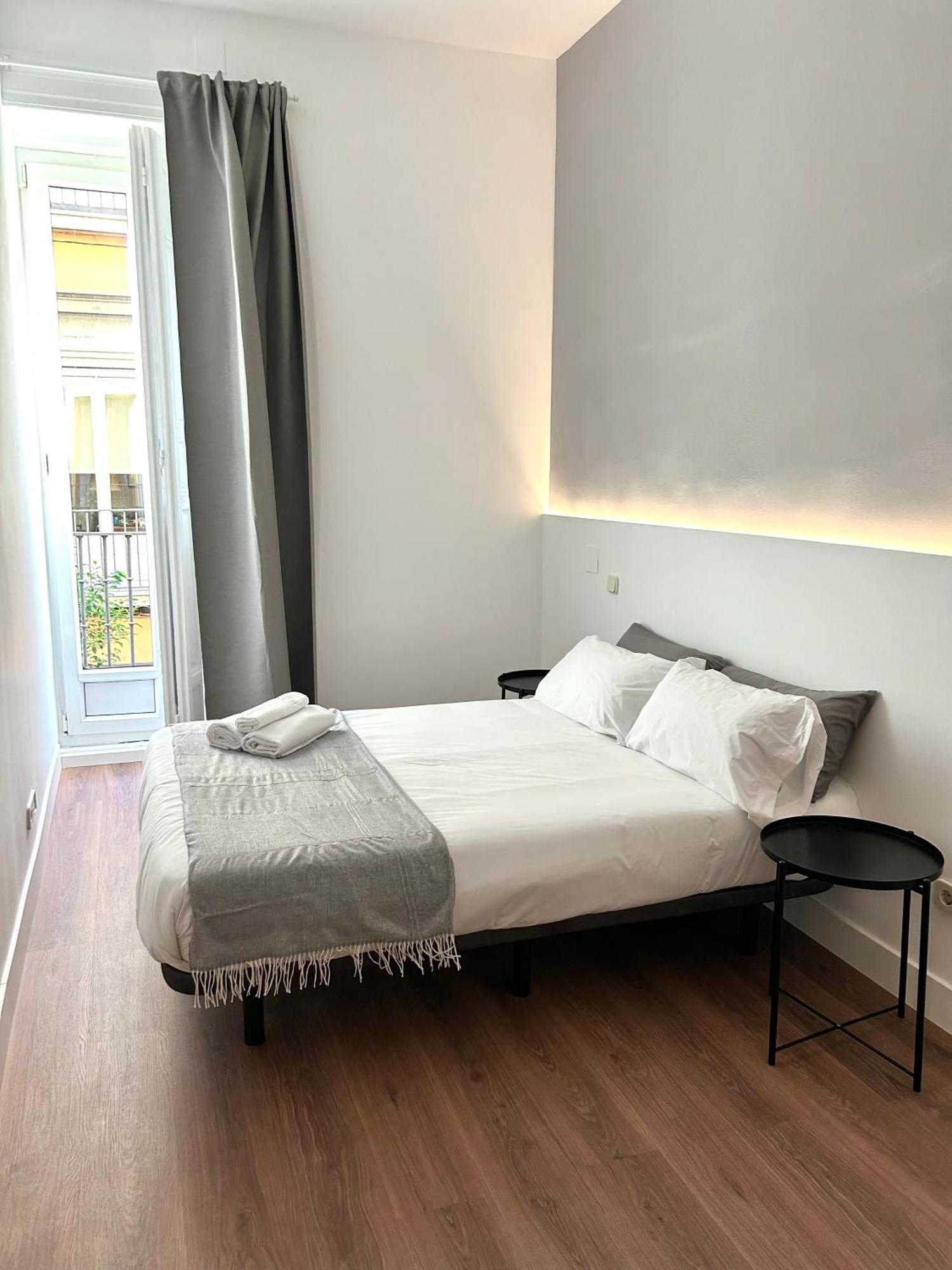 H21 Rooms Мадрид Экстерьер фото