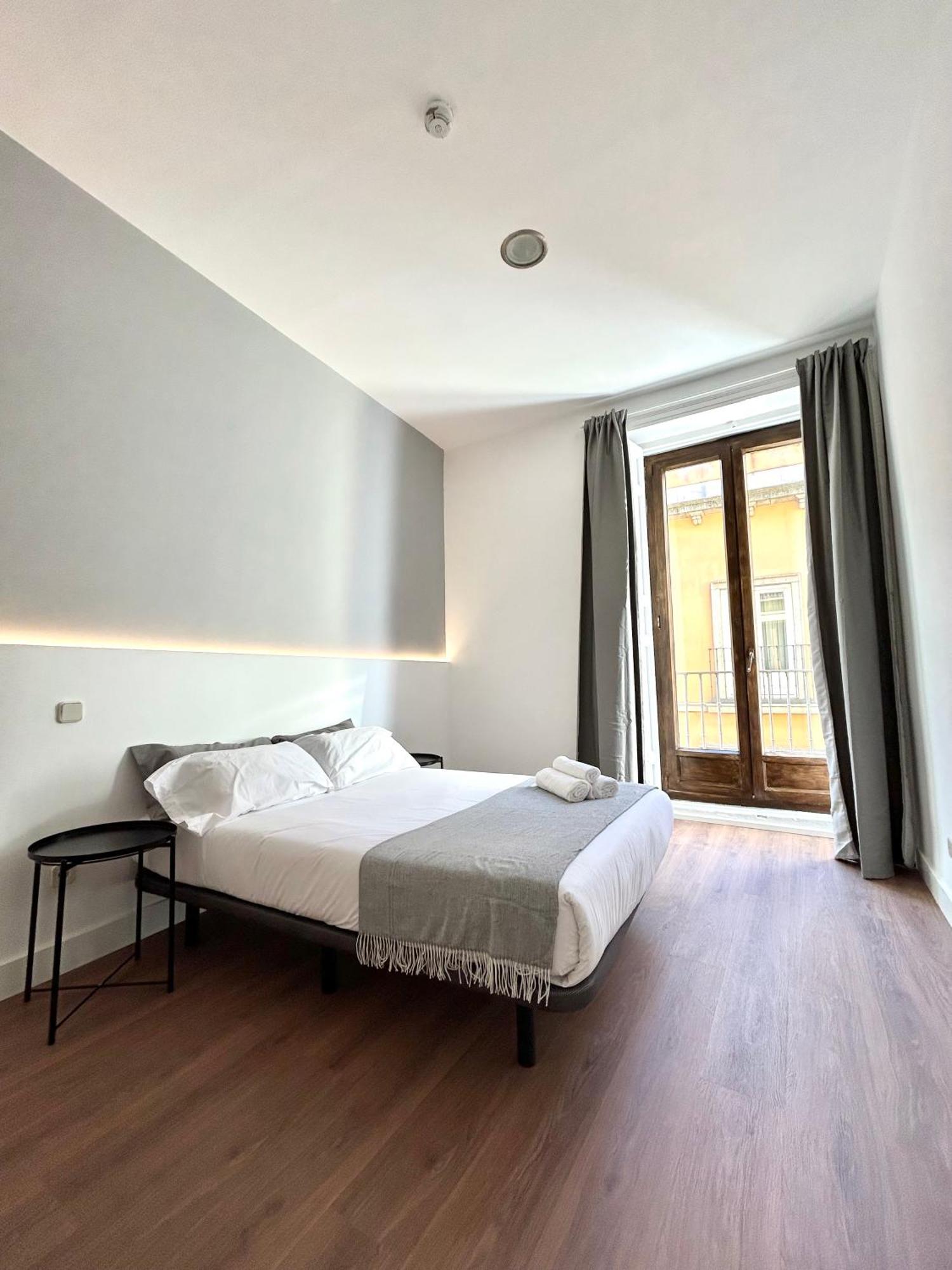 H21 Rooms Мадрид Экстерьер фото